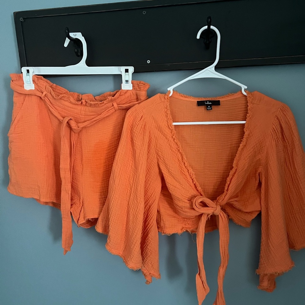 Lulus Matching Set Cropped Tie Top with High Waist Shorts